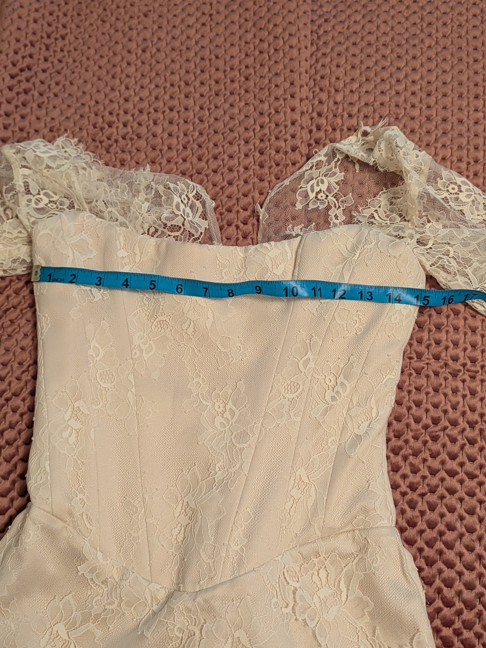 Aliana House Of CB Ivory Lace Sleeve Dress - Picture 7 of 14